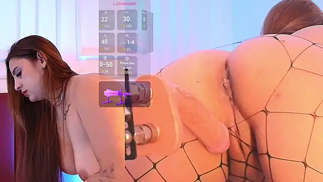 Luna monroe  online show from February 26, 2026, 4:39 pm