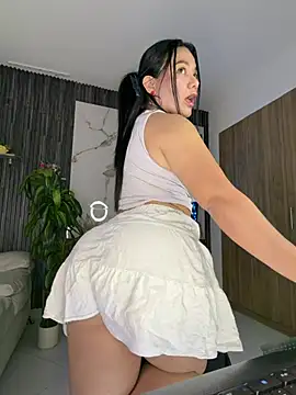 Snapshot of Abril10_ chatting on May 30, 2026, 1:52 pm Abril10 online show from May 30, 2026, 1:52 pm
