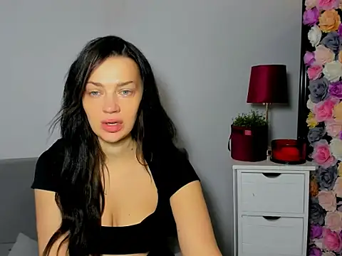 OliviaFantasy online show from November 20, 2025, 7:30 am