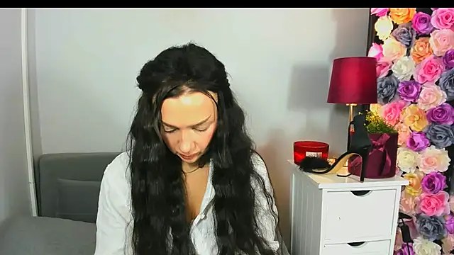 Snapshot of OliviaFantasy chatting on January 19, 2026, 7:56 am OliviaFantasy online show from January 19, 2026, 7:56 am