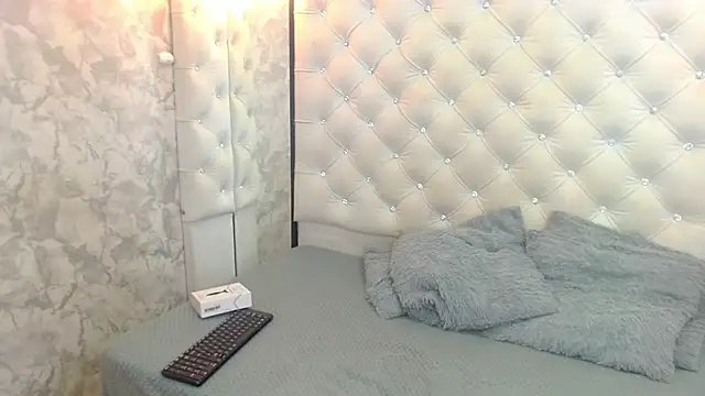 Snapshot of EdnaJarath chatting on March 3, 2025, 2:47 am EdnaJarath online show from March 3, 2025, 2:47 am