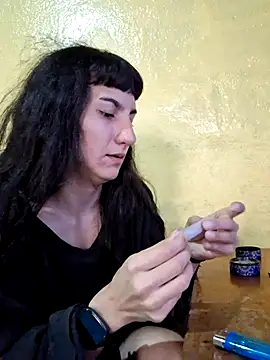 Snapshot of SadlynX_ chatting on February 4, 2026, 7:53 pm SadlynX online show from February 4, 2026, 7:53 pm