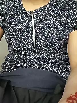 Nadia-2 online show from December 3, 2024, 1:43 pm