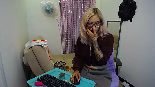 911Calling online show from March 1, 2025, 1:22 am