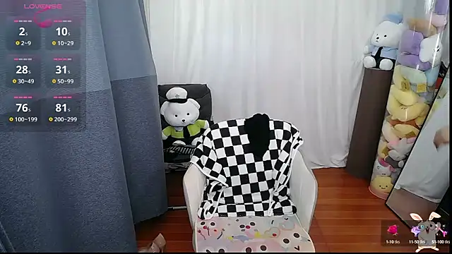 Snapshot of CN-Doudou chatting on September 12, 2025, 2:33 am CN-Doudou online show from September 12, 2025, 2:33 am