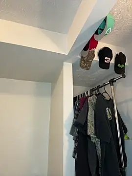 slam bro online show from November 11, 2025, 7:14 pm