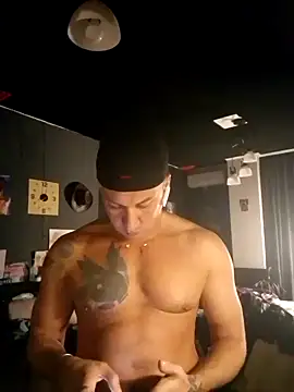 Lovely milk online show from March 13, 2025, 4:01 pm