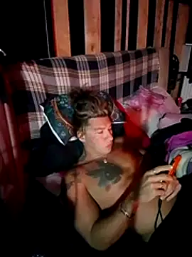 Lovely milk online show from November 18, 2025, 8:24 pm