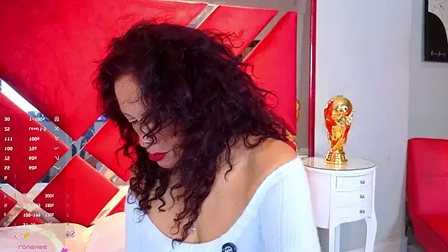 Kasandra Gomez online show from July 15, 2026, 12:21 pm