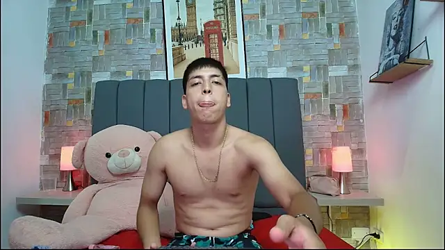 aaron antonella mds online show from March 3, 2026, 8:37 pm