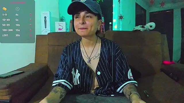 Snapshot of ZuryRamirez_ chatting on December 12, 2024, 9:26 pm ZuryRamirez online show from December 12, 2024, 9:26 pm