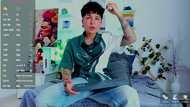 Snapshot of ZuryRamirez_ chatting on February 19, 2025, 7:05 pm ZuryRamirez online show from February 19, 2025, 7:05 pm