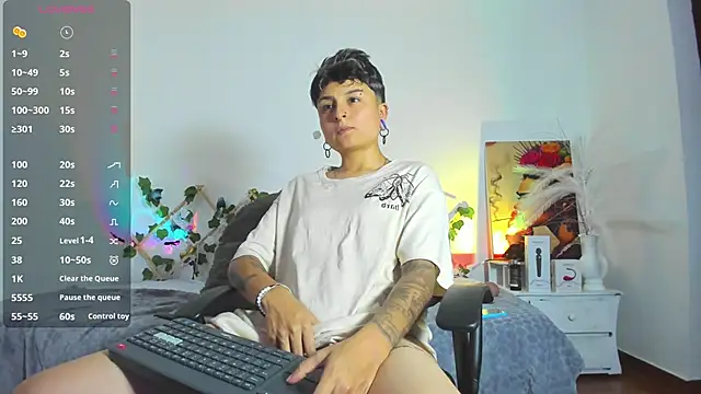 Snapshot of ZuryRamirez_ chatting on March 7, 2025, 8:00 pm ZuryRamirez online show from March 7, 2025, 8:00 pm