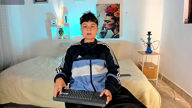 ZuryRamirez  online show from July 12, 2026, 8:11 pm