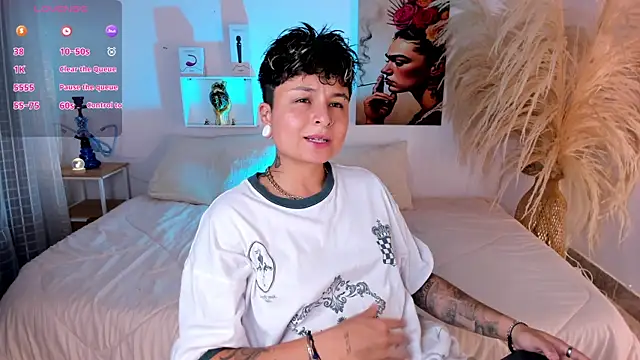 ZuryRamirez  online show from July 20, 2026, 7:49 pm