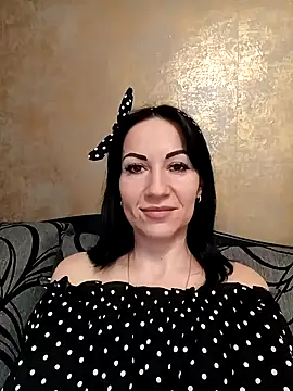FireLily332 online show from March 5, 2025, 4:46 pm