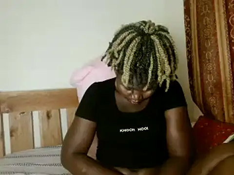 Sexxy prity25 online show from January 28, 2025, 10:56 pm