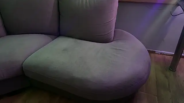 MiliExteraaa online show from March 4, 2025, 2:27 am