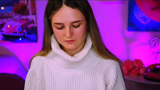 DeboraLarson online show from January 16, 2025, 6:59 pm