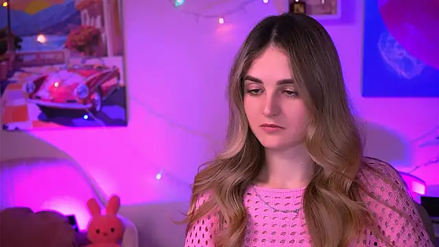 DeboraLarson online show from February 18, 2025, 1:43 am