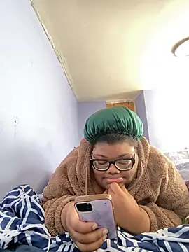 Snapshot of dondivax3 chatting on February 28, 2025, 6:20 pm dondivax3 online show from February 28, 2025, 6:20 pm