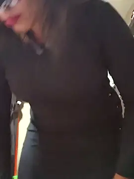 Snapshot of Kasandra02 chatting on March 4, 2026, 3:34 am Kasandra02 online show from March 4, 2026, 3:34 am