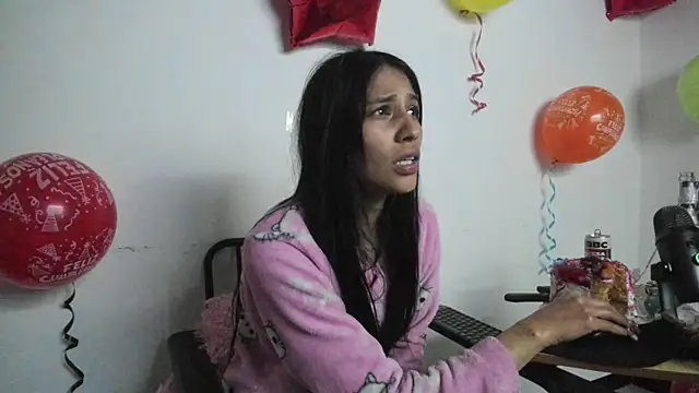 Snapshot of baby_alee chatting on February 28, 2025, 9:47 am baby alee online show from February 28, 2025, 9:47 am