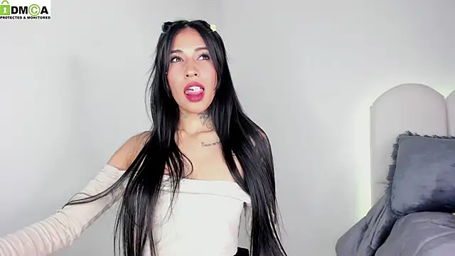 Snapshot of baby_alee chatting on December 3, 2025, 5:48 am baby alee online show from December 3, 2025, 5:48 am