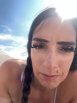 Snapshot of loveattack chatting on February 10, 2025, 9:15 pm loveattack online show from February 10, 2025, 9:15 pm