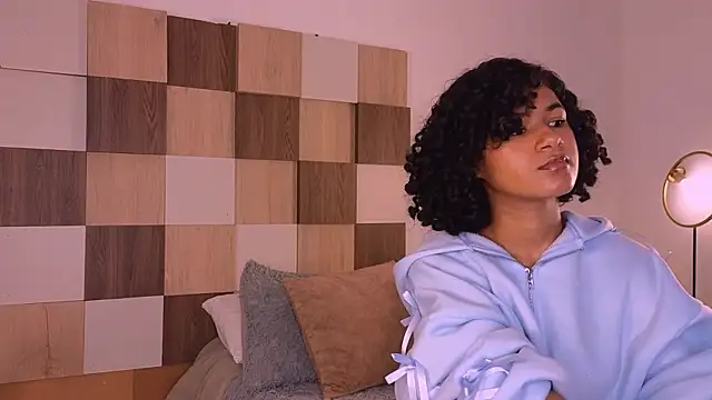 Adele Carter  online show from January 15, 2026, 11:48 am