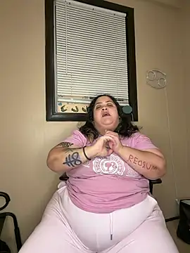 tillymarie34 online show from July 16, 2026, 3:56 am