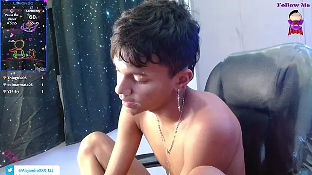 loistwink  online show from March 15, 2025, 6:36 am