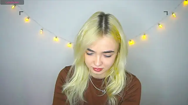 Ashley S online show from November 15, 2025, 11:10 pm