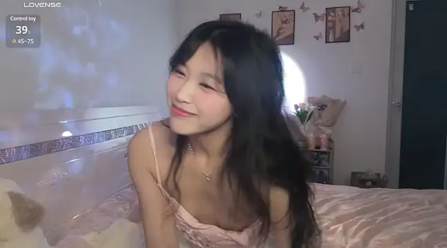 Luminous163 online show from January 3, 2025, 3:44 pm