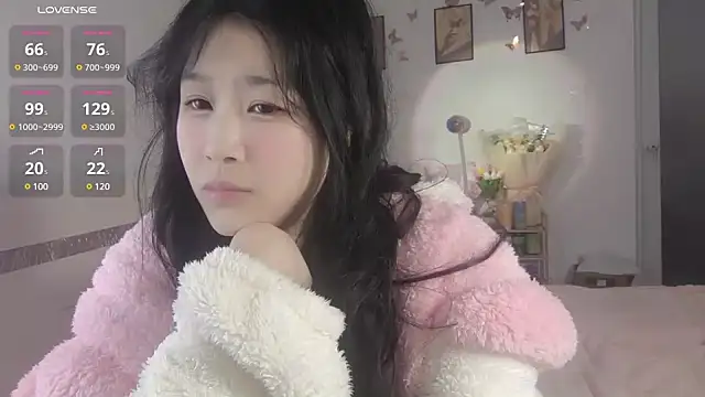 Luminous163 online show from February 17, 2025, 1:10 pm