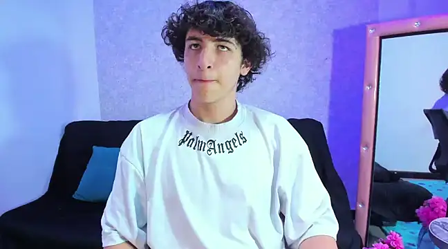 Kerverr  online show from December 1, 2024, 10:43 pm