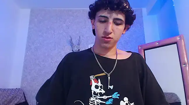 Kerverr  online show from February 18, 2025, 8:36 pm