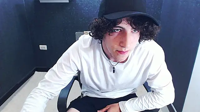 Kerverr  online show from January 10, 2026, 11:20 pm