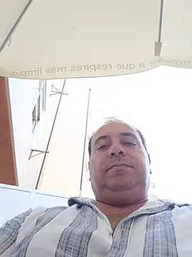 Snapshot of gladieitore chatting on July 25, 2026, 6:38 pm gladieitore online show from July 25, 2026, 6:38 pm