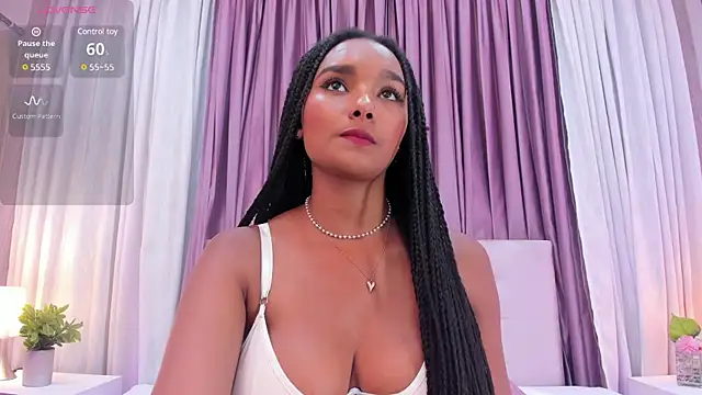 Snapshot of Allison-Bell1 chatting on February 7, 2025, 8:10 pm Allison-Bell1 online show from February 7, 2025, 8:10 pm