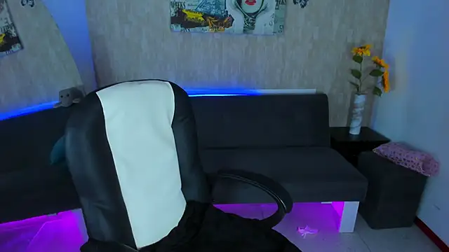 nova sex01 online show from March 20, 2026, 9:30 pm