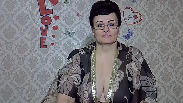 Snapshot of PaulaGolden chatting on February 11, 2025, 1:20 pm PaulaGolden online show from February 11, 2025, 1:20 pm