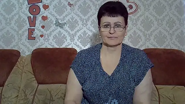 Snapshot of PaulaGolden chatting on October 22, 2025, 8:36 am PaulaGolden online show from October 22, 2025, 8:36 am