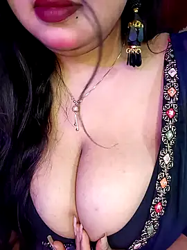 Suhanakhan00 online show from March 9, 2025, 6:06 am