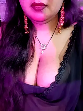 Suhanakhan00 online show from February 16, 2026, 7:59 am