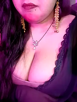 Suhanakhan00 online show from February 19, 2026, 5:36 am