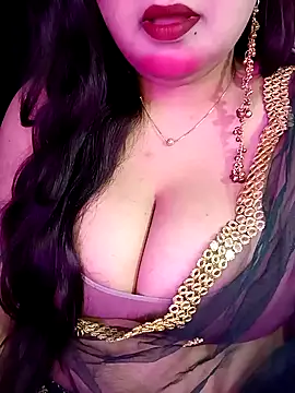 Suhanakhan00 online show from March 12, 2026, 6:41 am