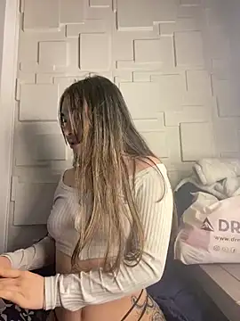 Sophie LS online show from February 16, 2025, 10:10 am