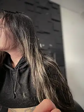 Sophie LS online show from April 13, 2026, 3:39 pm