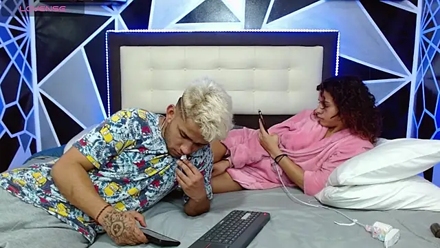 Snapshot of be_sinners chatting on February 7, 2025, 5:20 am be sinners online show from February 7, 2025, 5:20 am